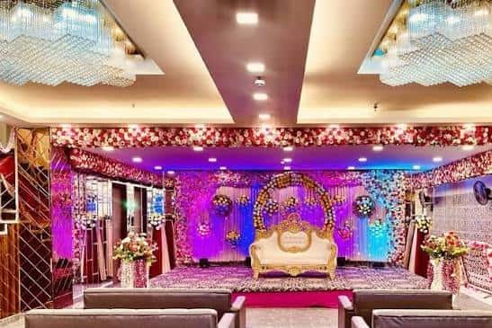 Amora Banquet, Dwarka: Location, Connectivity, Nearby Areas